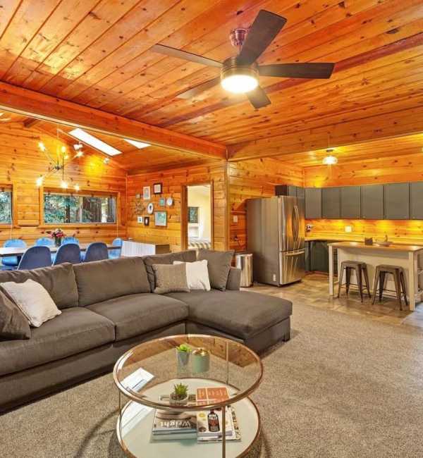 Charming 3BR with Hot Tub, Balcony & Wood Stove