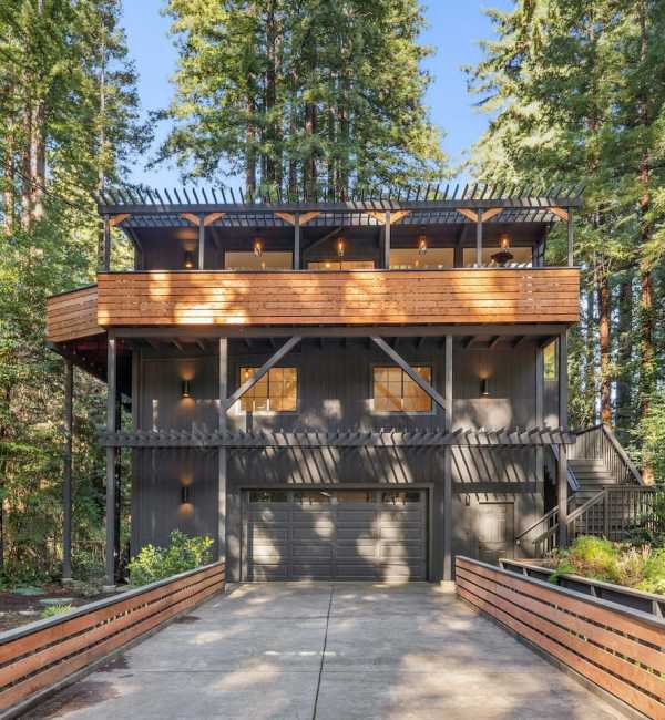 Relaxing Home Among The Redwoods – Dog-Friendly
